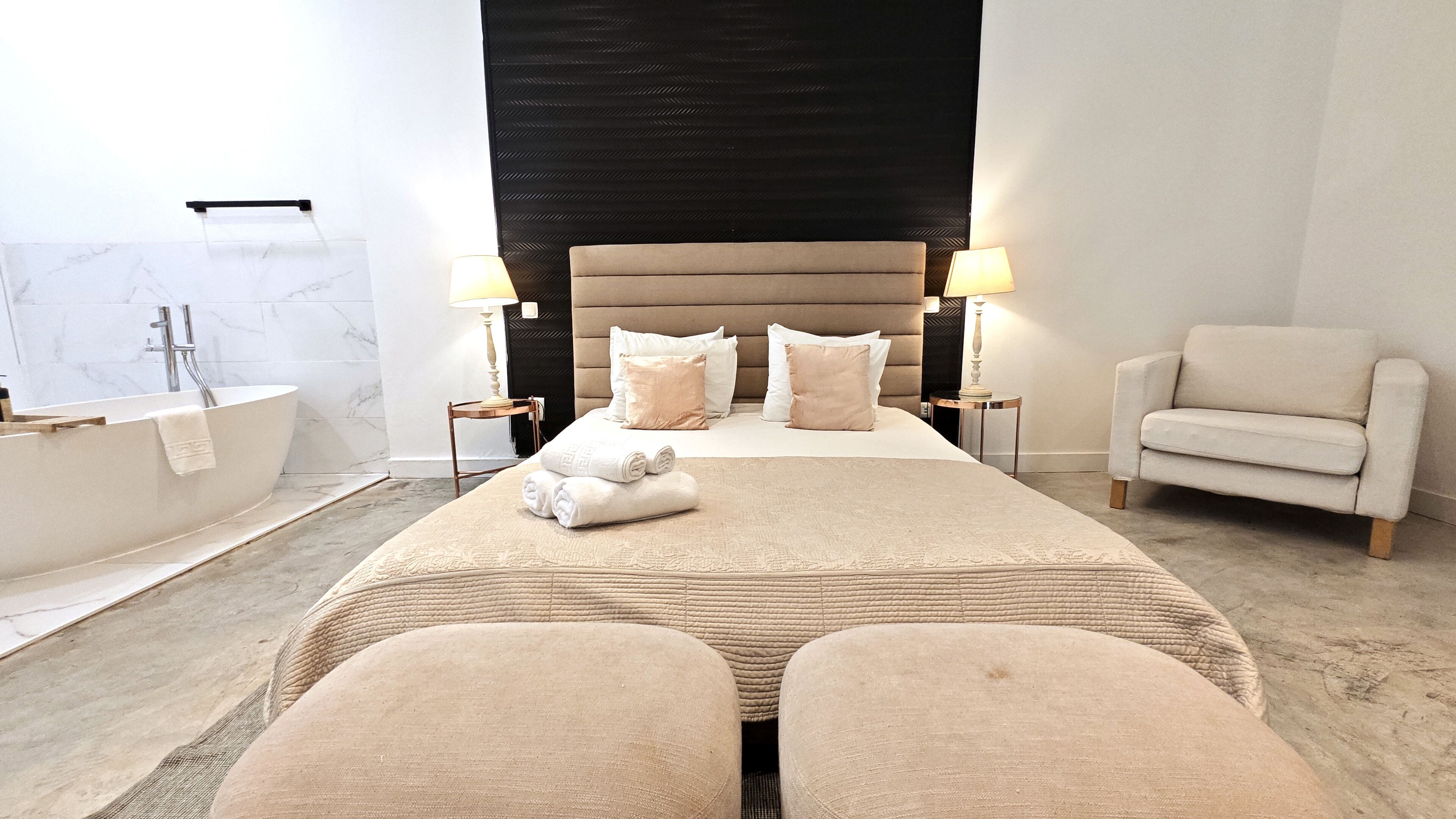 Foto - Lisbon Studios