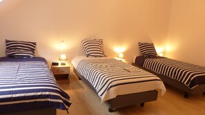 4 bedrooms, iron/ironing board, travel cot, free WiFi
