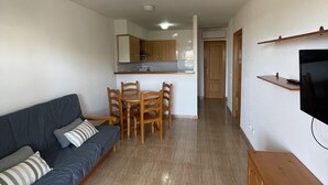 Unclassified image, 5 of 24, button - Apartment with Wifi, Pets Allowed, Parking - Near Beach & Center (Peñíscola)