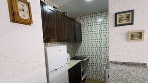 Kühlschrank, Mikrowelle