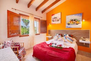2 bedrooms, bed sheets - SAONA VILLAS (OL MIC): villa for 4 people, private swimming pool, 2.5 km sea (Calpe)
