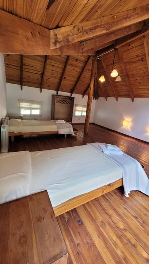 Apartment, 4 Bedrooms, Balcony, Garden View | 4 bedrooms - Esaki Farm Near El Bolson (El Bolson)