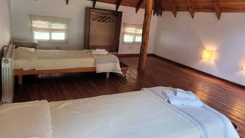 Apartment, 4 Bedrooms, Balcony, Garden View | 4 bedrooms