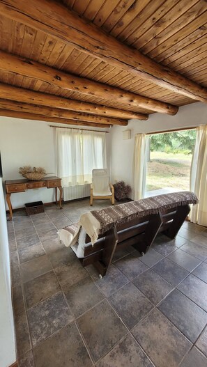 Apartment, 4 Bedrooms, Balcony, Garden View | Interior - Esaki Farm Near El Bolson (El Bolson)