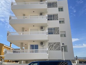 Exterior - Cozy 2-Bed Apartment, 150m from Beach, Pool, Parking, Peníscola (Peñíscola)