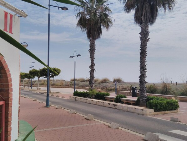 Property grounds - Bungalows in Peñíscola, 150m to the beach, pets allowed (Peñíscola)