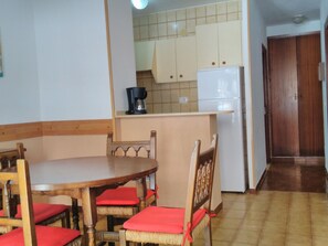 Dining - Bungalows in Peñíscola, 150m to the beach, pets allowed (Peñíscola)