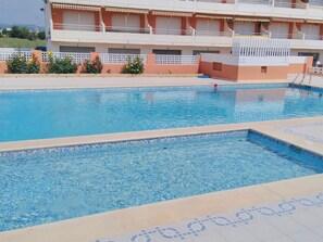 Pool - 2-bedroom apartment with terrace, pool, WiFi and parking 150m from the beach (Peñíscola)