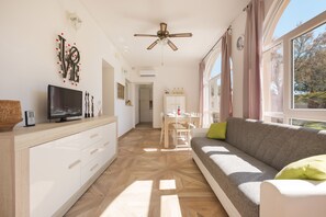 Villa | Living area