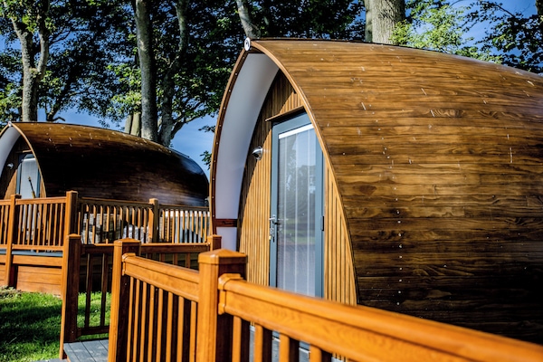 Design Double Room, Hot Tub, Garden View | Premium bedding, pillow-top beds, in-room safe, individually decorated