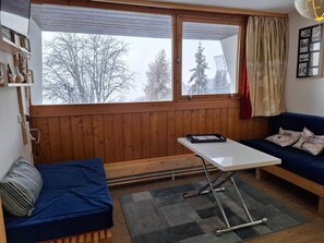 TV - Cozy 2-room cabin for 4 in Arc 1600, close to slopes (Les Arcs 1600)