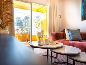 TV - Luxury apartment in Calpe with pool, air conditioning, and Wi-Fi, close to the beach (Calpe)