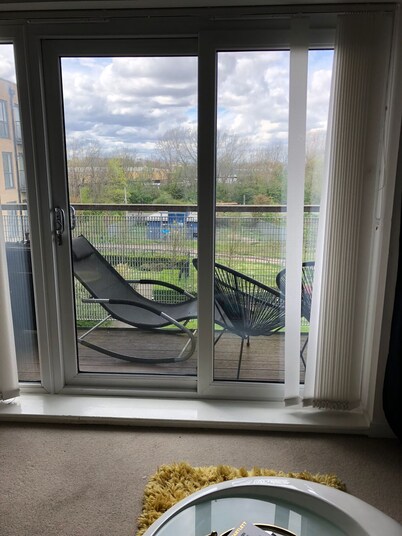 Impeccable 2-bed Apartment in Orpington