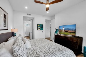 1 bedroom, iron/ironing board, WiFi, bed sheets - Desert Paradise Retreat - A Ryson Property (Cathedral City)