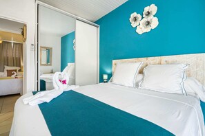 3 chambres, fer et planche à repasser, accès au Wi-Fi (inclus)