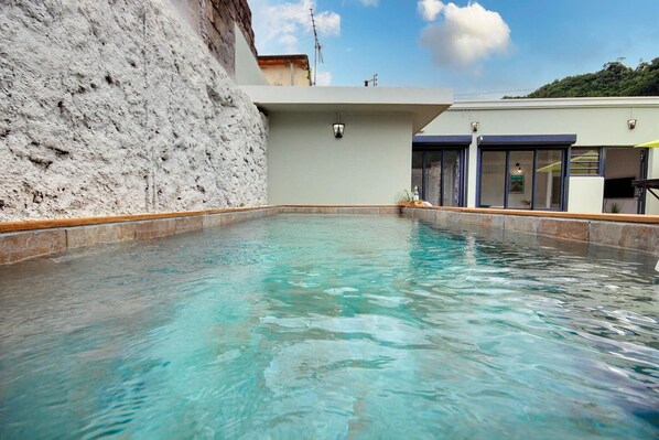 Pool - La Kaz'Oranj - Two Bedroom Villa, Sleeps 4 (Saint-Pierre)