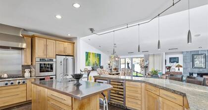 Luxury Palm Estate – Desert Contemporary Gem with Saltwater Pool, Spa & Mountain Views