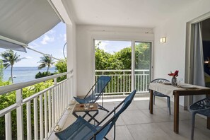 Outdoor dining - Appartement Mer Azur (Le Robert)