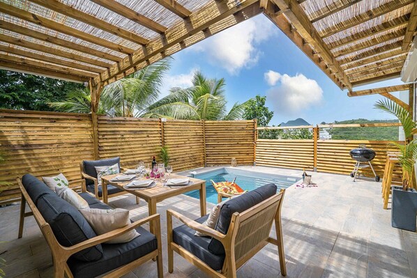 Outdoor dining - Villa Linay - Two Bedroom Villa, Sleeps 4 (Le Diamant)