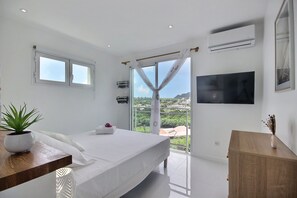 2 bedrooms, iron/ironing board, free WiFi, bed sheets - Villa Linay - Two Bedroom Villa, Sleeps 4 (Le Diamant)