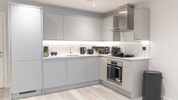 Apartment | Private kitchen | Fridge, microwave, oven, stovetop