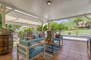 Terrace/patio - Villa Little Neivy - Four Bedroom Villa, Sleeps 8 (Le Diamant)