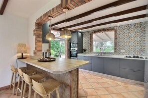 Fridge, microwave, oven, dishwasher - Villa Oney - Three Bedroom Villa, Sleeps 6 (Le Vauclin)