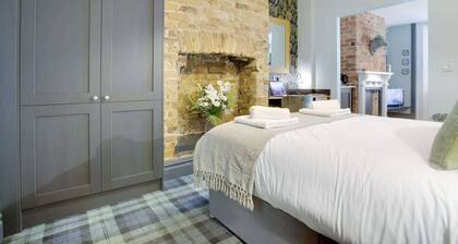 Urban Elegance: Luxe 1-Bed Haven in Hartlepool