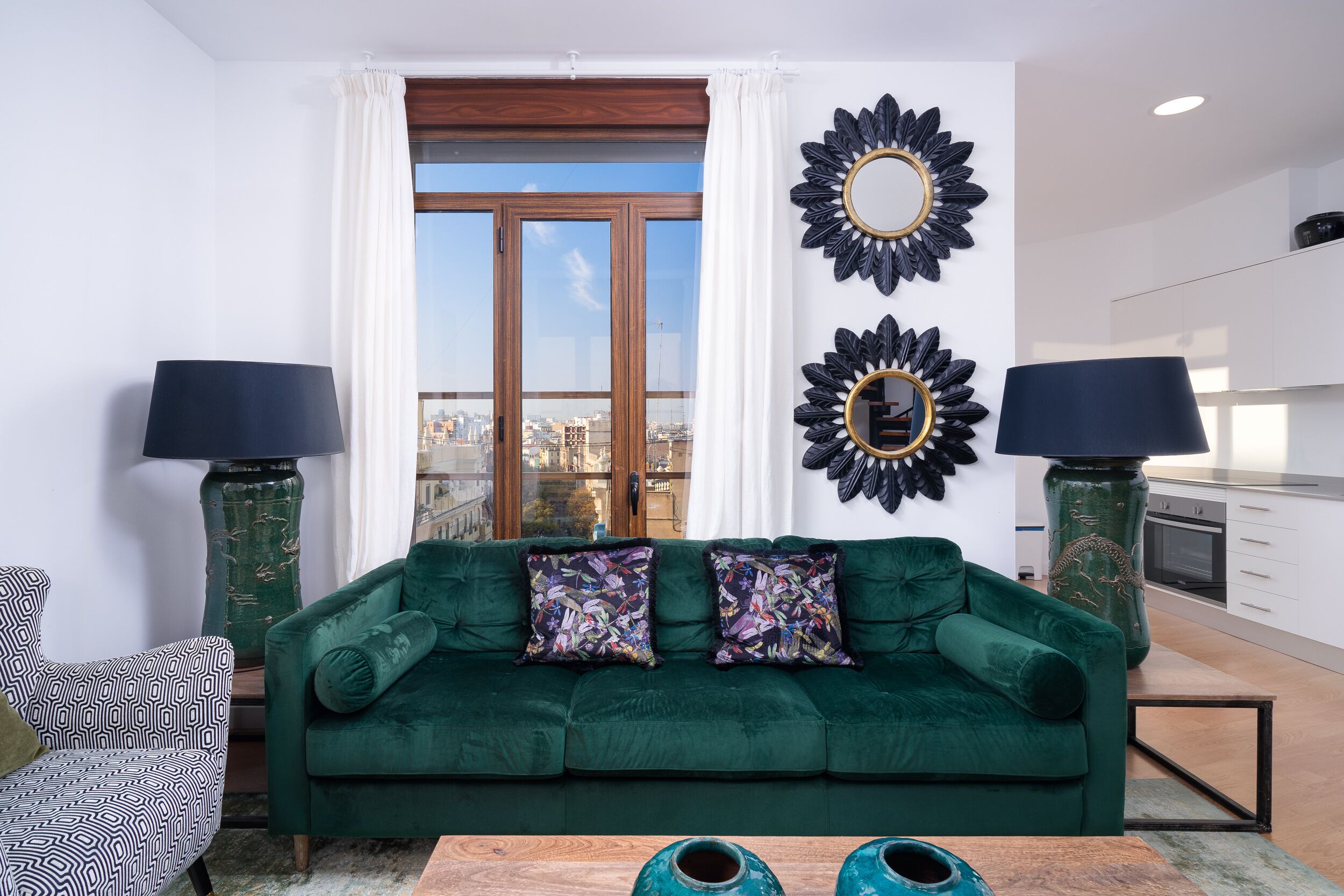 Apartament superior | Sala d'estar | Televisor de pantalla plana 