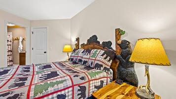 2 bedrooms, desk, free WiFi, bed sheets