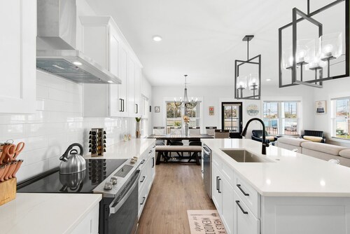 Carolina Girl - New Construction