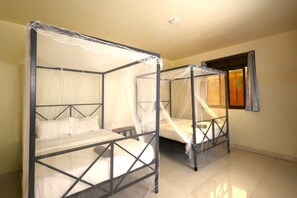 2 quartos, ferros/tábuas de passar roupa, Wi-Fi, roupa de cama