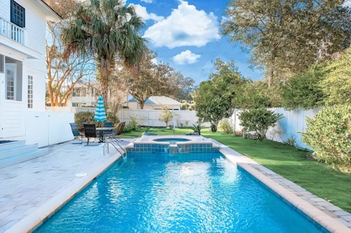 Duck Pond Grand Downtown Pool Home: 5 BR