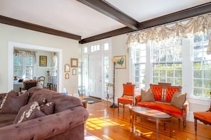 TV, fireplace - Sleeps 15 • Historic Mansion w/ Pool Near UF (Gainesville)