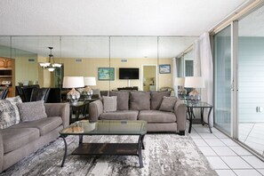 Interior - Key West Oceanfront Escape with Pool, Balcony & Steps from Smathers Beach (Key West)