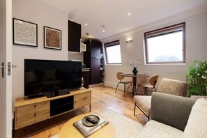 Exterior - The London Cradle - Spacious 1bdr Flat (London)