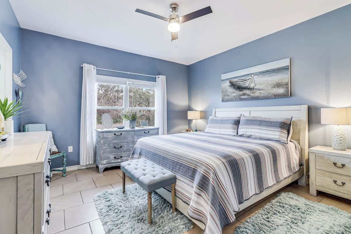 3 bedrooms, iron/ironing board, Internet, bed sheets