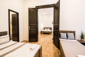 2 bedrooms, iron/ironing board - Day and Night HOT SPOT (Budapest)