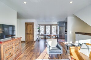 Casa (2 Bedrooms) | Interior