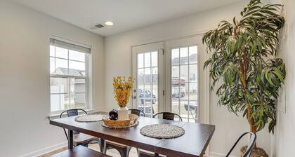 Charles Town Townhome: 9 Mi to Harpers Ferry