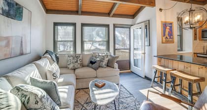 Chic Greek Peak Ski Resort Townhome w/ Balconies!