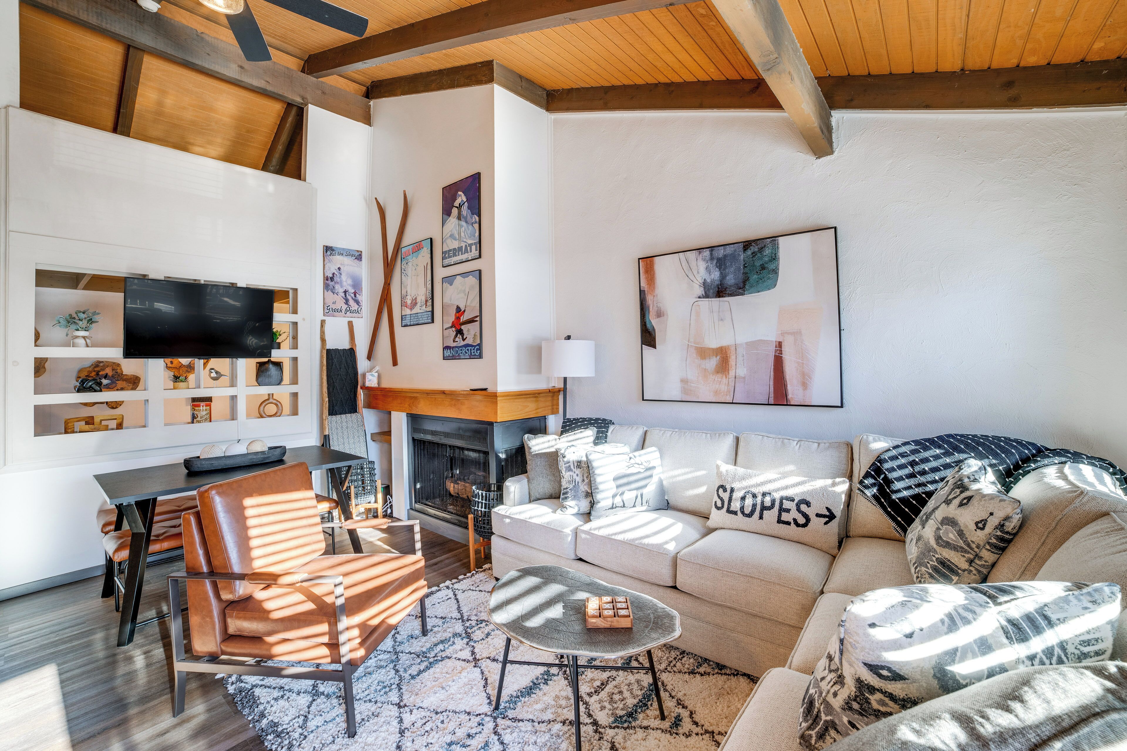 Apartment (2 Bedrooms) | Front of property