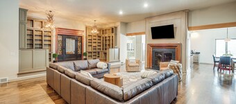 Pet-friendly Fairfax Cabin Near Missouri River!