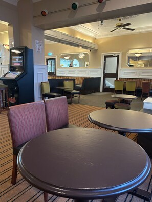 Lounge - The Beechfield Hotel (Blackpool)