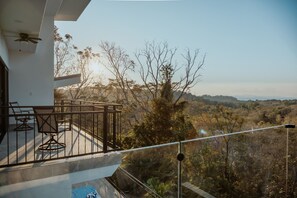 Property grounds - Ocean View, Jungle, Jaco Area, Infinity Pool, Luxury, Game Room & Gym (Jaco)