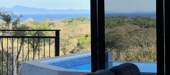 Ocean View, Jungle, Jaco Area, Infinity Pool, Luxury, Game Room & Gym