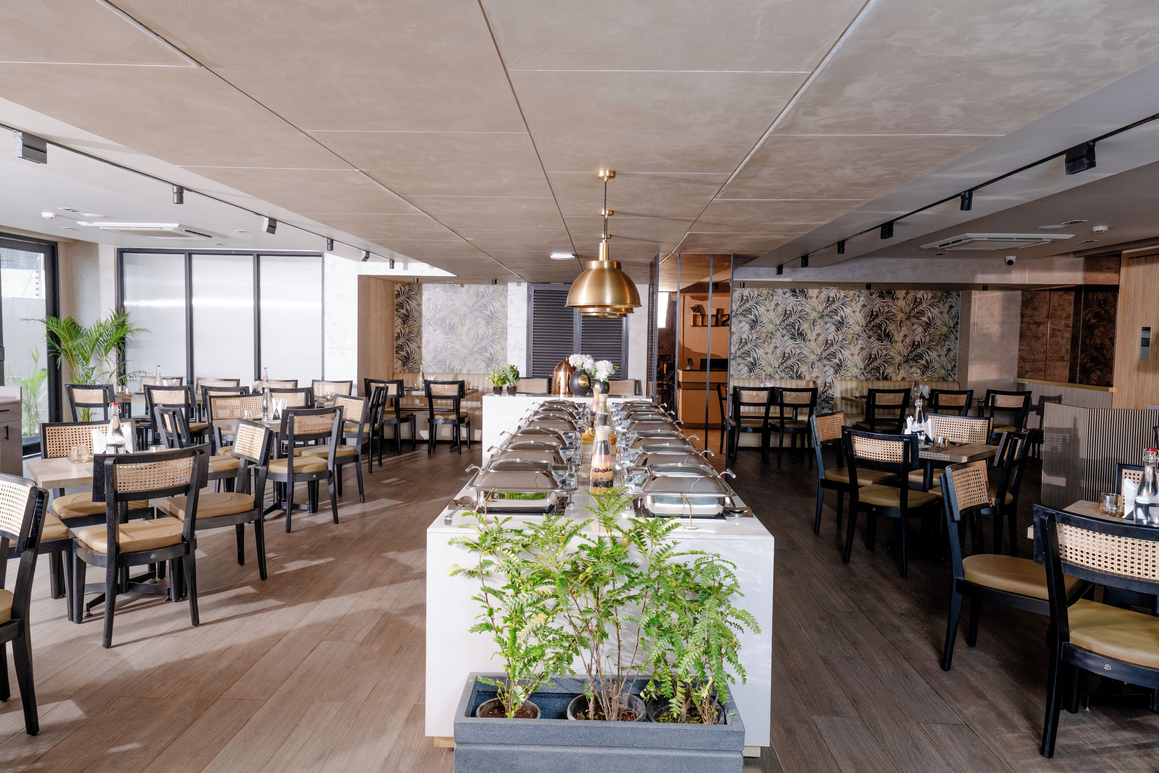 Tägliches Frühstücksbuffet gegen Gebühr