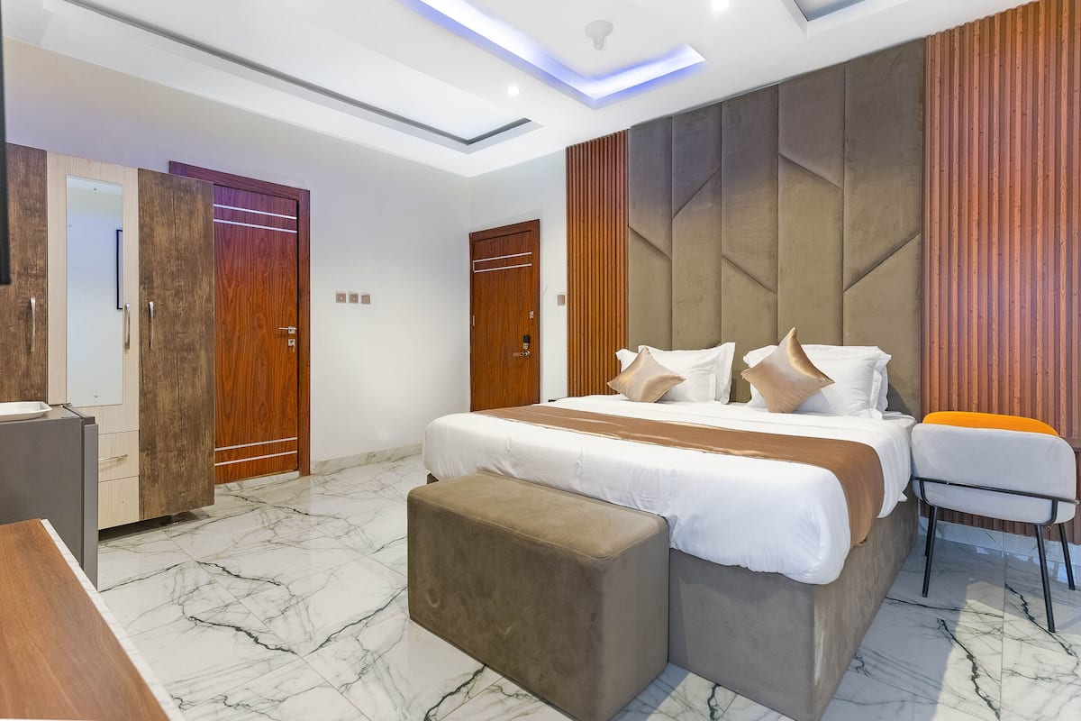 1 bedroom, in-room safe, free WiFi