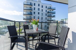 Apartemen Comfort, balkon | Teras/patio