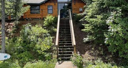 Cozy Fitz Cabin located on Big Arbor Vitae Lake